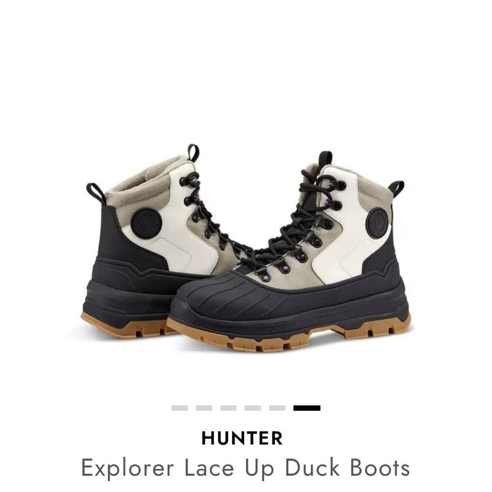 New size 9 Hunter Explorer Lace Up Duck Boots - Black and White